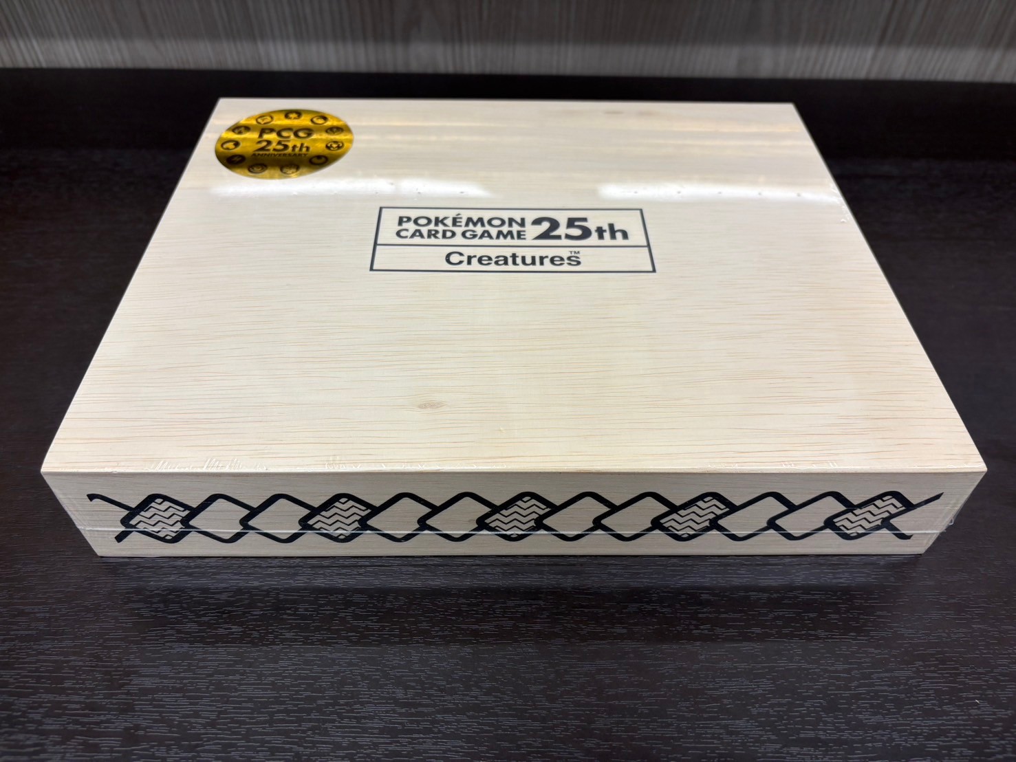 その他の商品 「25周年記念クリーチャーズボックス」